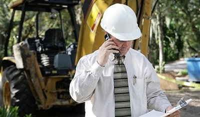 Engineer-Discussing-Plans