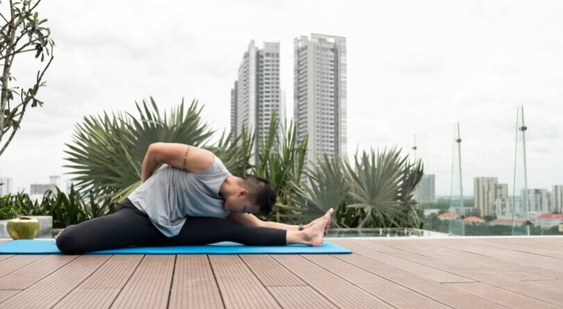 Edilizia e yoga: l'arte di bilanciare stabilità e flessibilità